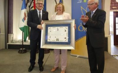 La presidenta del CSIC,  Rosa Menéndez, natural de Corollos, recibe la más alta distinción de Amigos de Cudillero